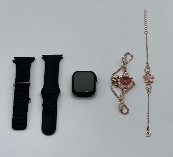 GM68 Ultra Mini Smartwatch + Quartz Bracelet Watch Combo