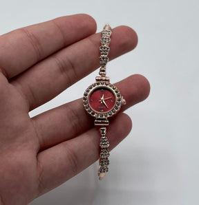 GM68 Ultra Mini Smartwatch + Quartz Bracelet Watch Combo